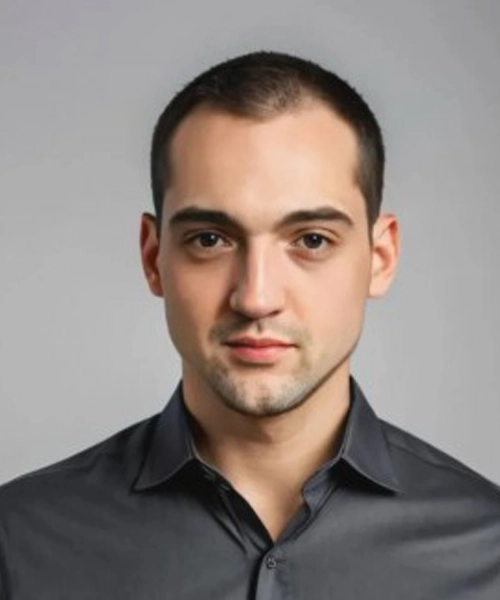 Михаил Титов